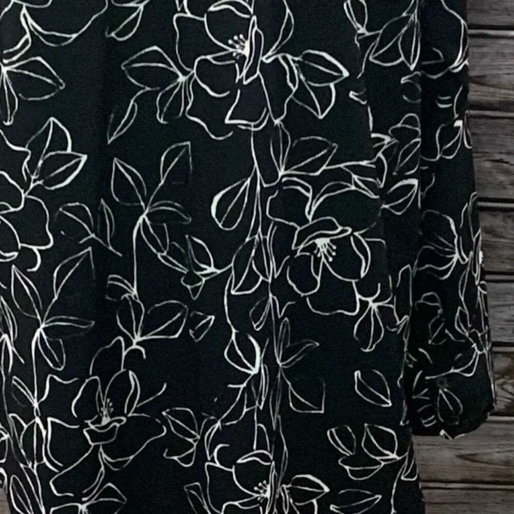 A.new day Black & White Button Front Floral Shirt